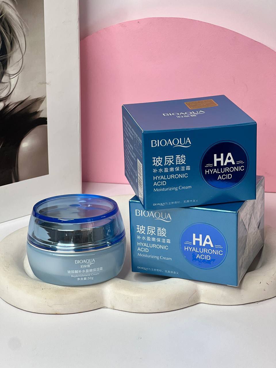 کرم آبرسان و مرطوب‌کننده هیالورونیک اسید