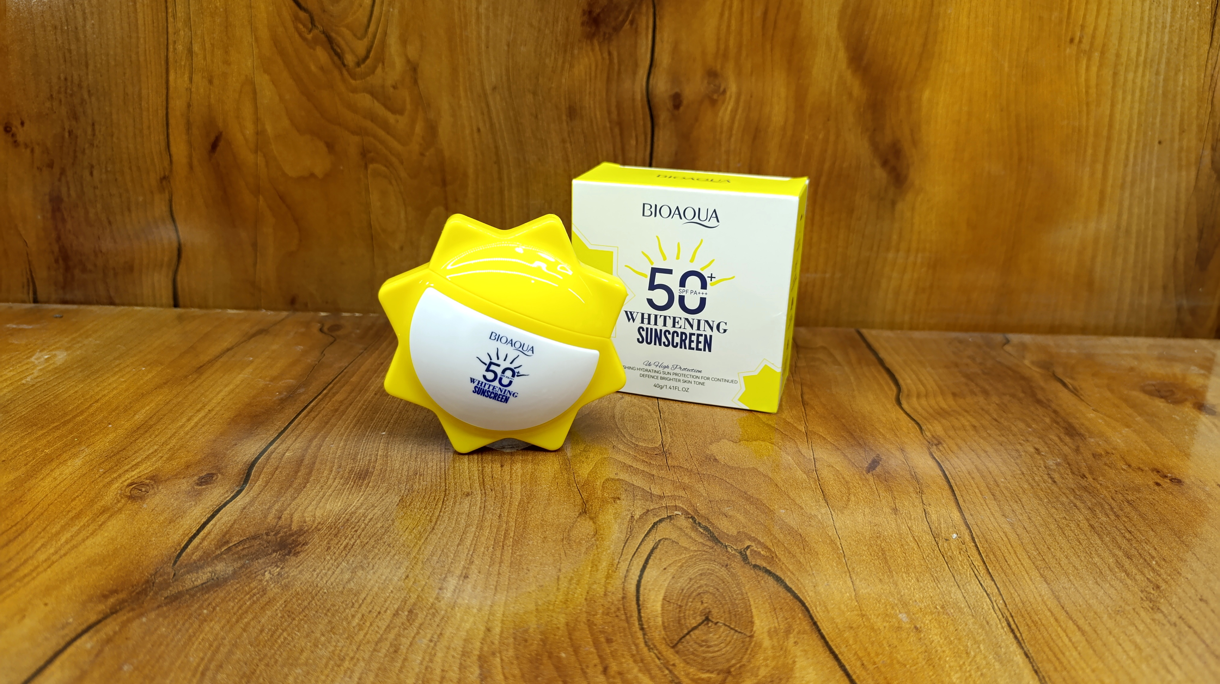 ضدآفتاب بی رنگ