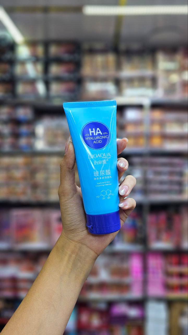 فوم شستشو هیالورونیک اسید